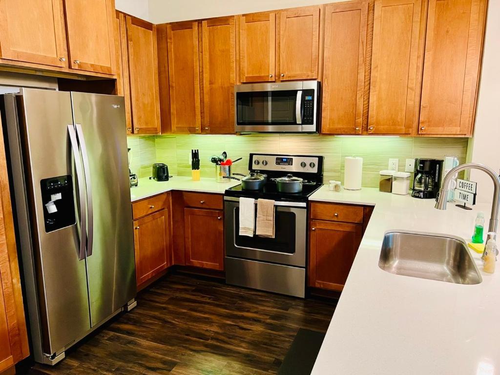 Downtown Apt Free Parking - Pool - Gym - Fully Kitchen 休斯敦 外观 照片