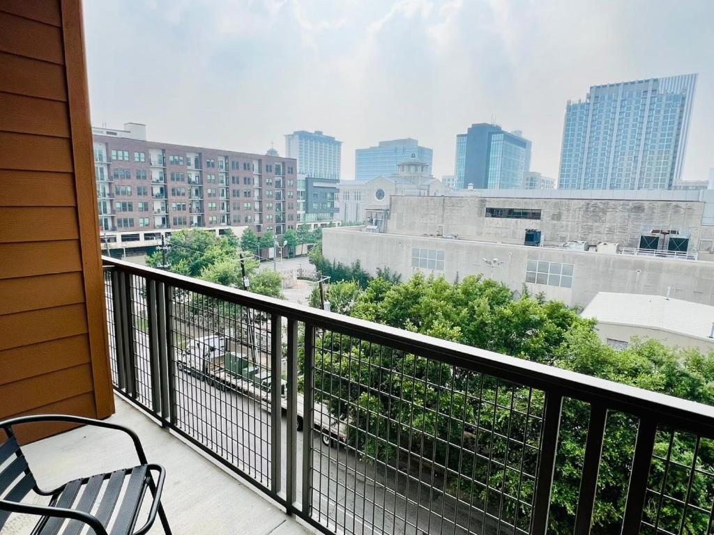 Downtown Apt Free Parking - Pool - Gym - Fully Kitchen 休斯敦 外观 照片