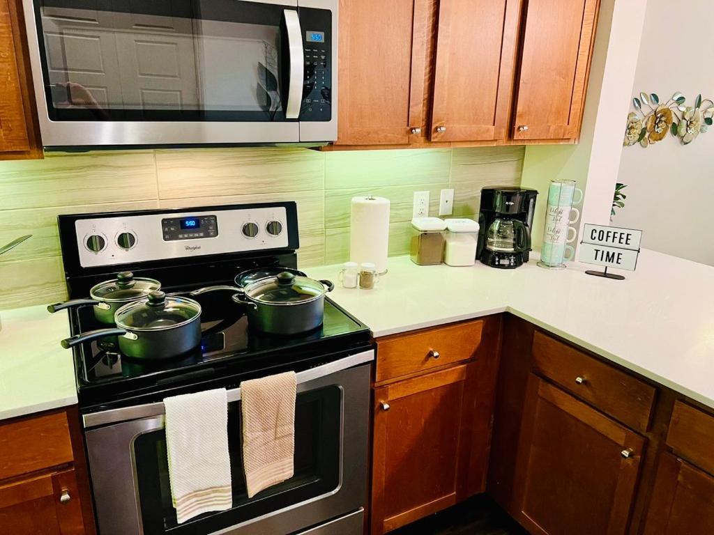 Downtown Apt Free Parking - Pool - Gym - Fully Kitchen 休斯敦 外观 照片