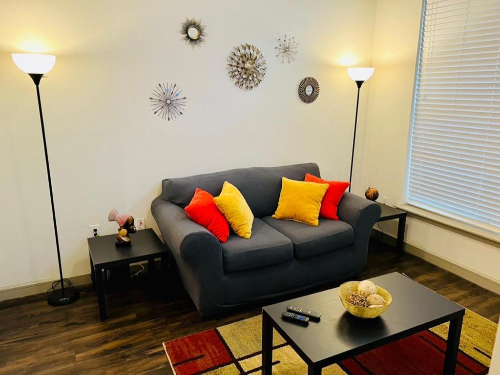 Downtown Apt Free Parking - Pool - Gym - Fully Kitchen 休斯敦 外观 照片